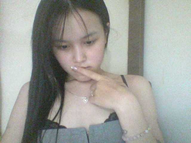 Alina-2k webcam