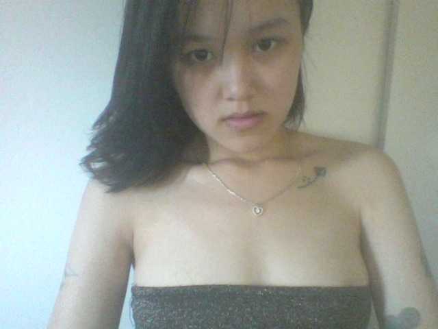 Alina-2k live cam on BongaCams