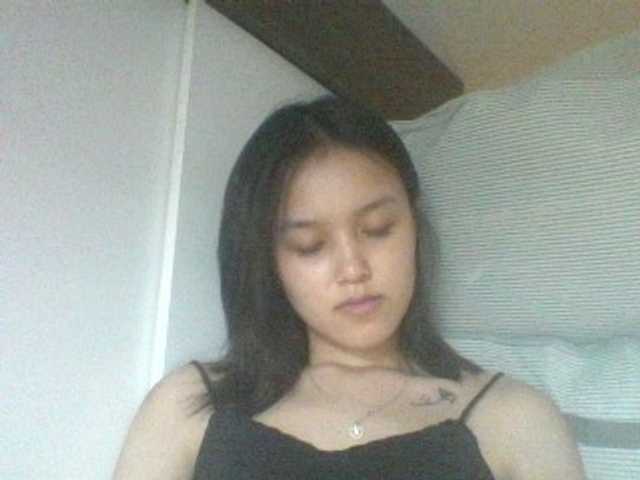 Alina-2k live cam on BongaCams