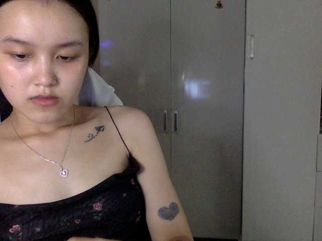 Alina-2k webcam