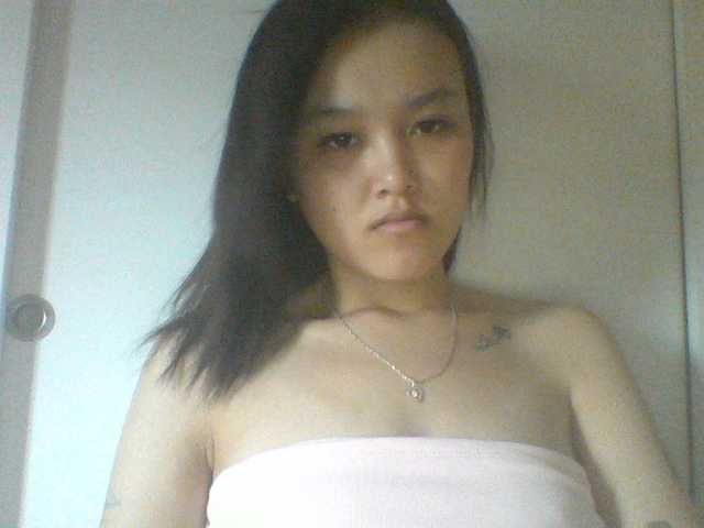 Alina-2k live cam on BongaCams