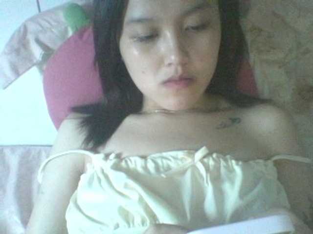 Alina-2k live cam on BongaCams