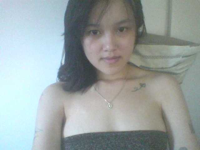 Alina-2k live cam on BongaCams