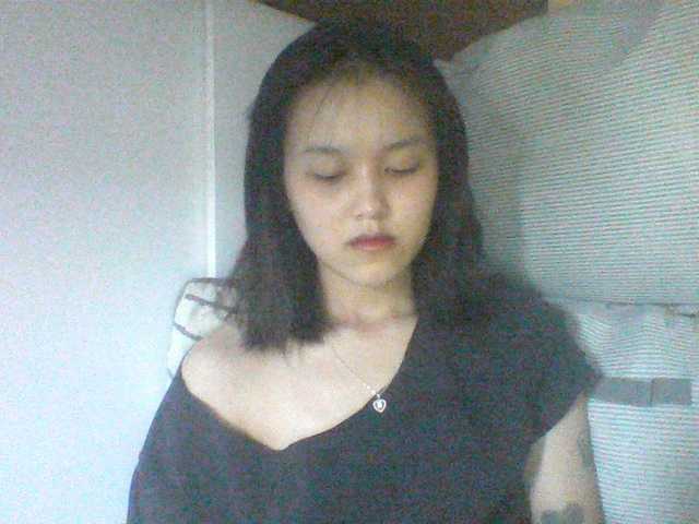 Alina-2k live cam on BongaCams