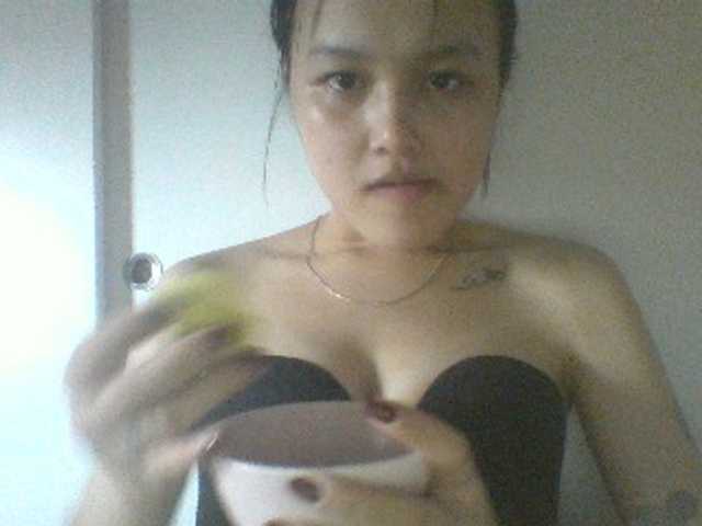 Alina-2k live cam on BongaCams