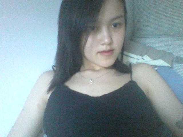 Alina-2k live cam on BongaCams