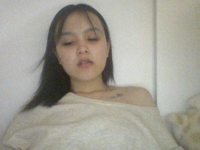Alina-2k live cam on BongaCams