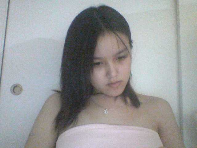 Alina-2k live cam on BongaCams