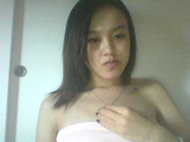 Alina-2k live cam on BongaCams