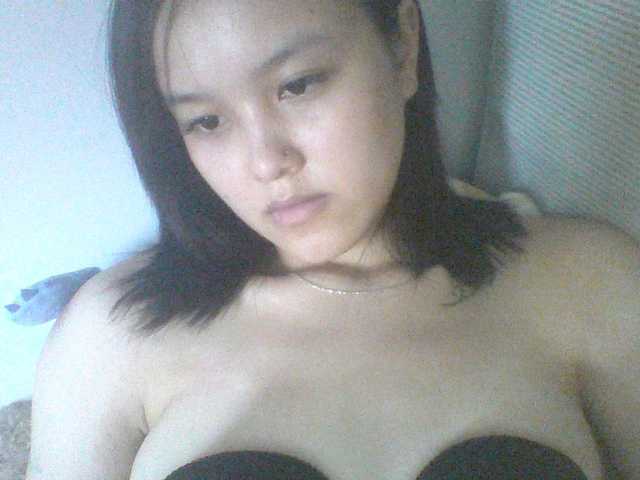 Alina-2k live cam on BongaCams