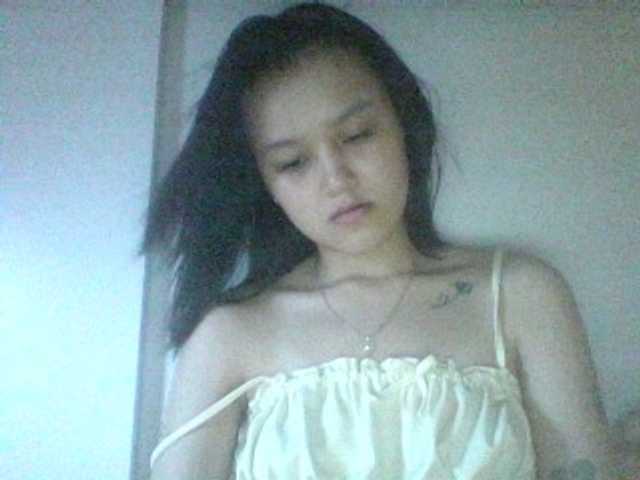 Alina-2k live cam on BongaCams