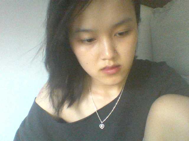 Alina-2k live cam on BongaCams