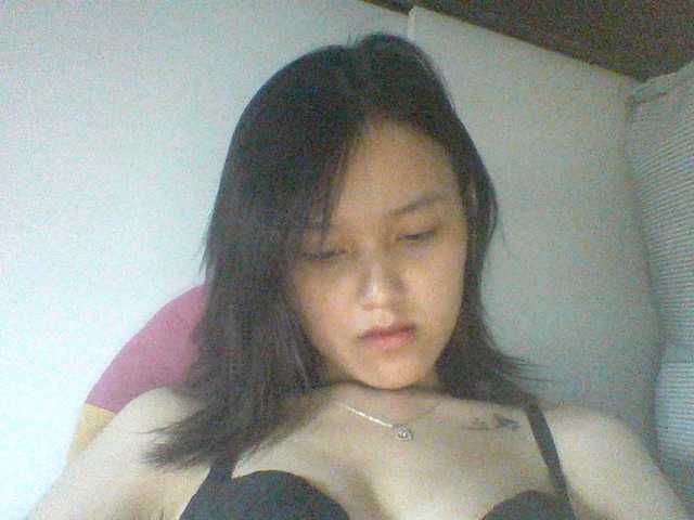Alina-2k live cam on BongaCams