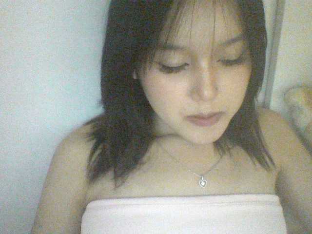 Alina-2k live cam on BongaCams