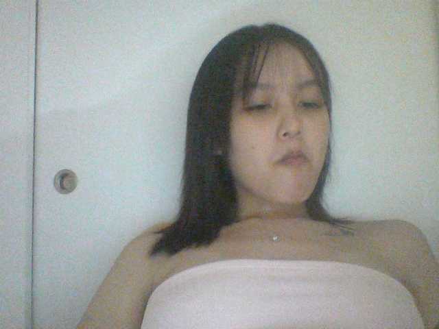Alina-2k live cam on BongaCams