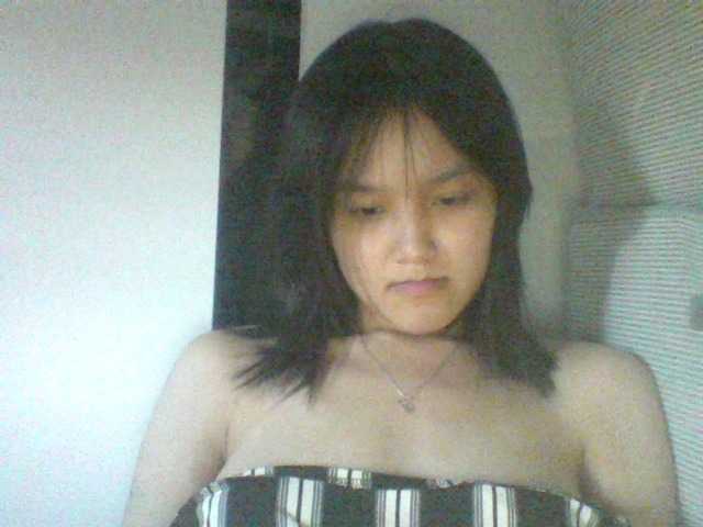 Alina-2k live cam on BongaCams