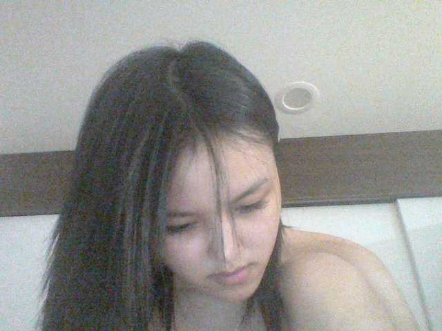 Alina-2k live cam on BongaCams