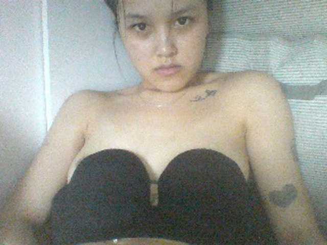 Alina-2k live webcam show