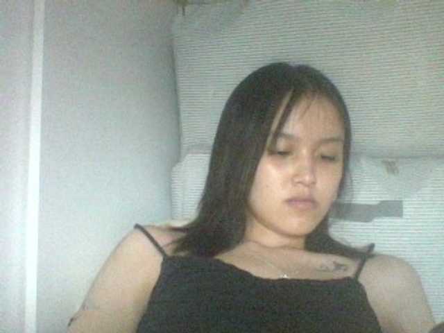 Alina-2k live cam on BongaCams