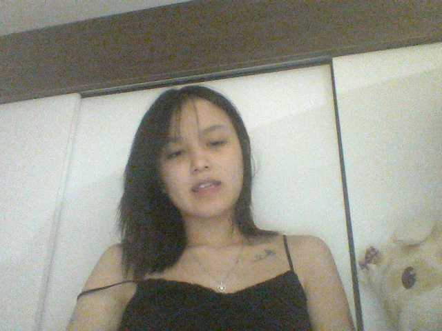 Alina-2k live cam on BongaCams