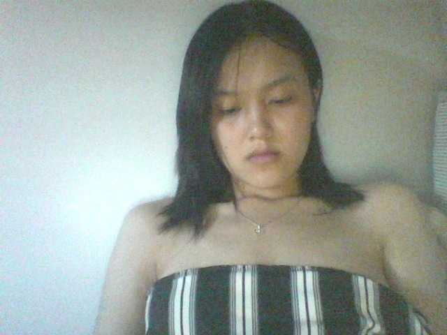Alina-2k live cam on BongaCams