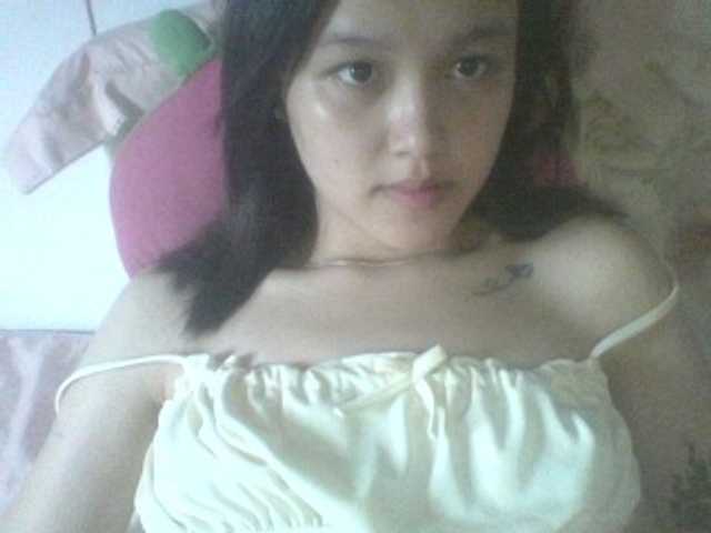 Alina-2k live cam on BongaCams
