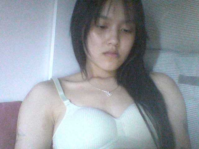 Alina-2k live cam on BongaCams