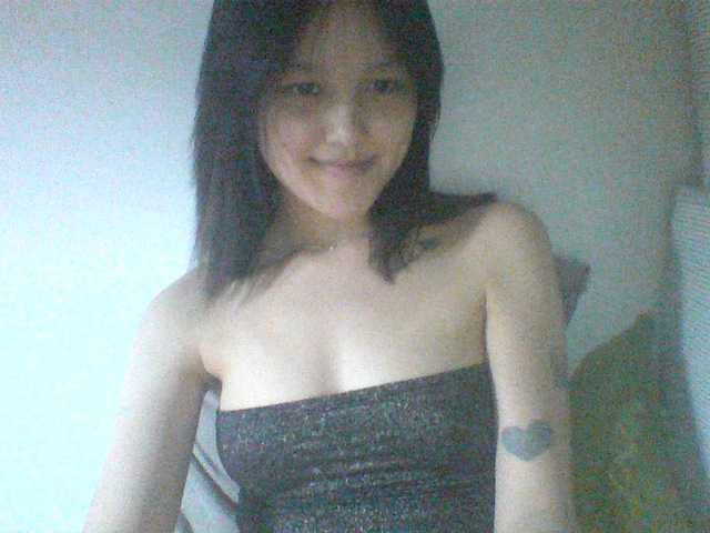 Alina-2k live cam on BongaCams