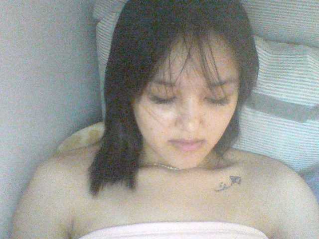 Alina-2k live cam on BongaCams
