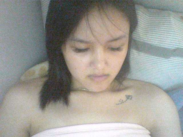 Alina-2k live cam on BongaCams