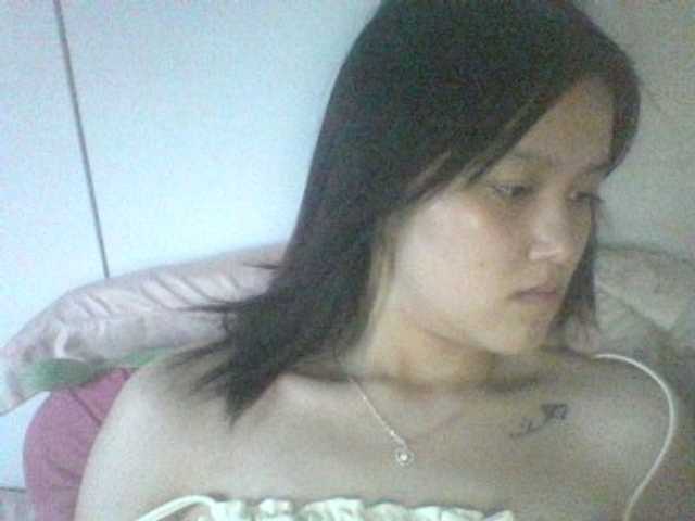 Alina-2k live cam on BongaCams