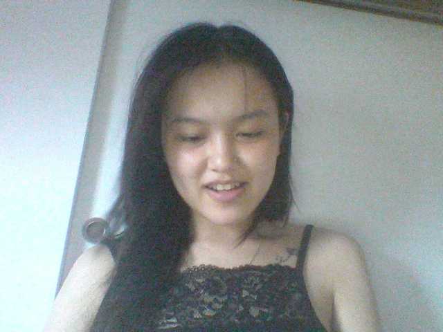 Alina-2k live cam on BongaCams