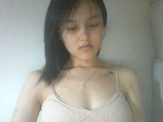 Alina-2k live cam on BongaCams