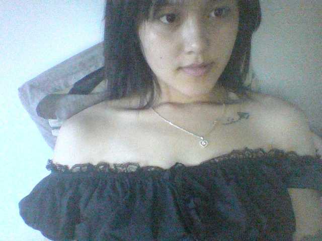 Alina-2k webcam