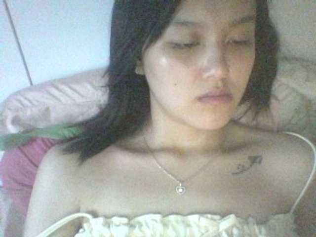 Alina-2k live cam on BongaCams