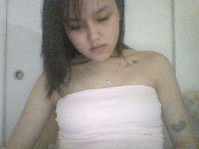 Alina-2k live cam on BongaCams