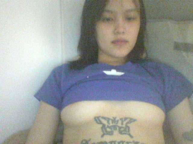 Alina-2k live cam on BongaCams