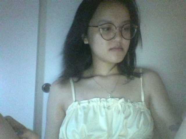 Alina-2k live cam on BongaCams