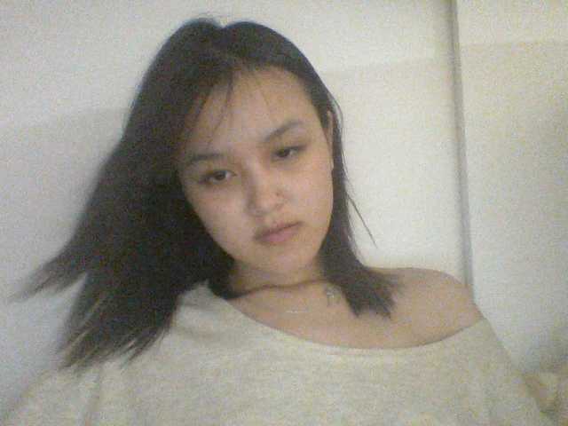 Alina-2k live cam on BongaCams
