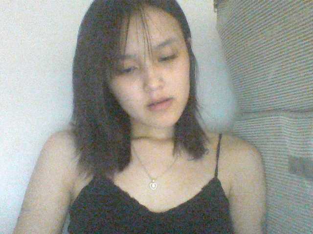 Alina-2k live cam on BongaCams