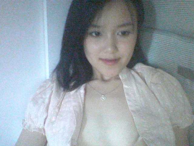 Alina-2k live cam on BongaCams