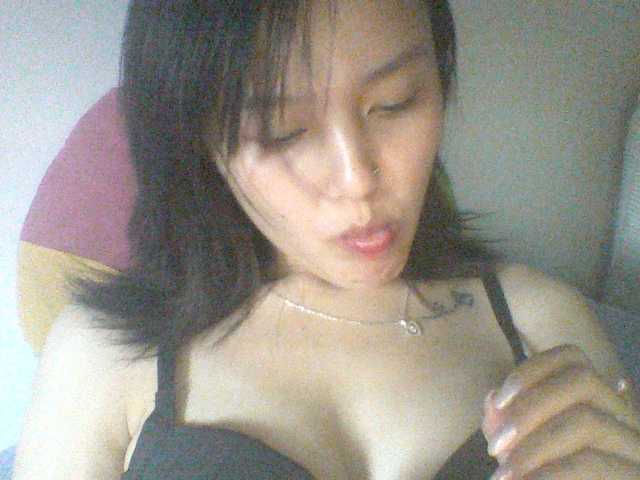 Alina-2k live cam on BongaCams