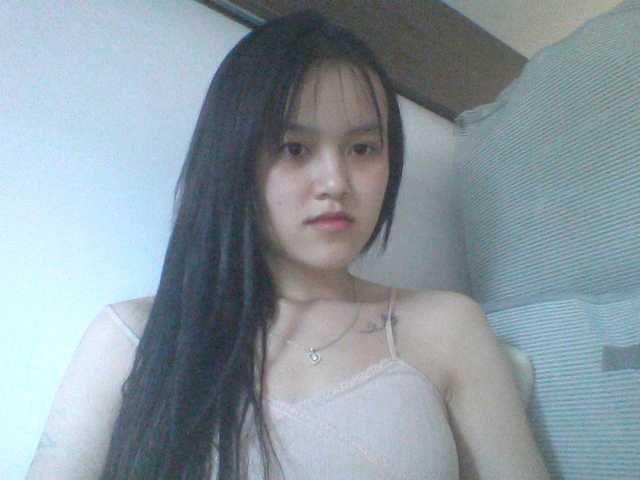 Alina-2k live cam on BongaCams