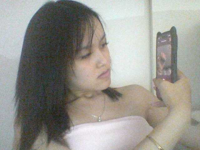 Alina-2k live cam on BongaCams