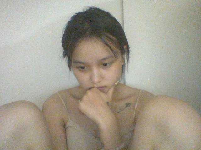 Alina-2k live cam on BongaCams