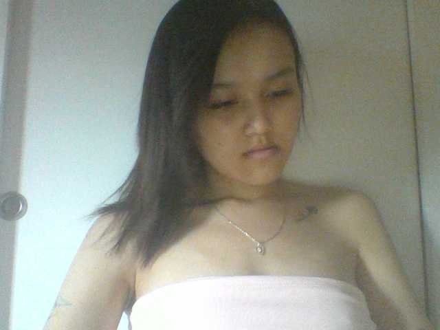 Alina-2k live cam on BongaCams