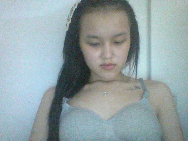 Alina-2k live cam on BongaCams