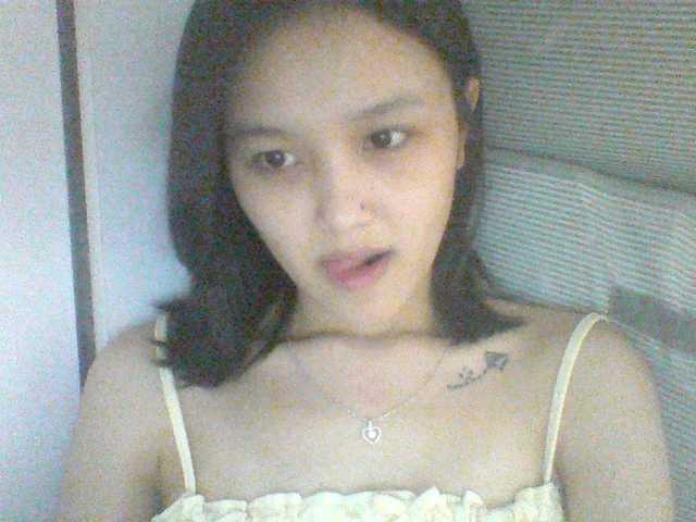 Alina-2k live cam on BongaCams