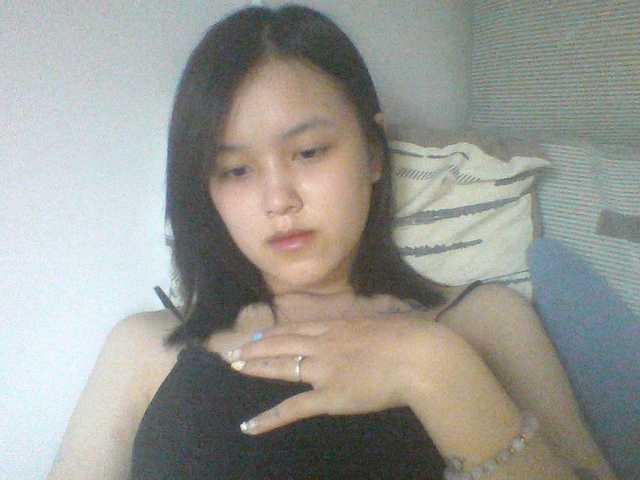 Alina-2k live cam on BongaCams