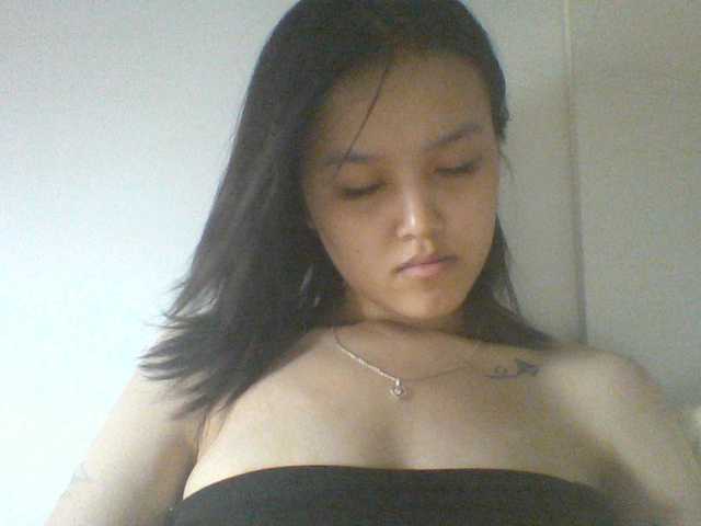 Alina-2k live cam on BongaCams